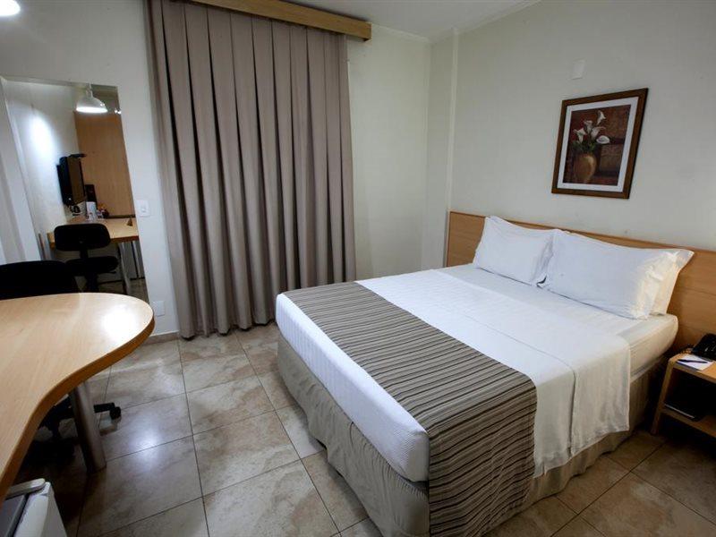 Oitis Hotel Goiânia Extérieur photo