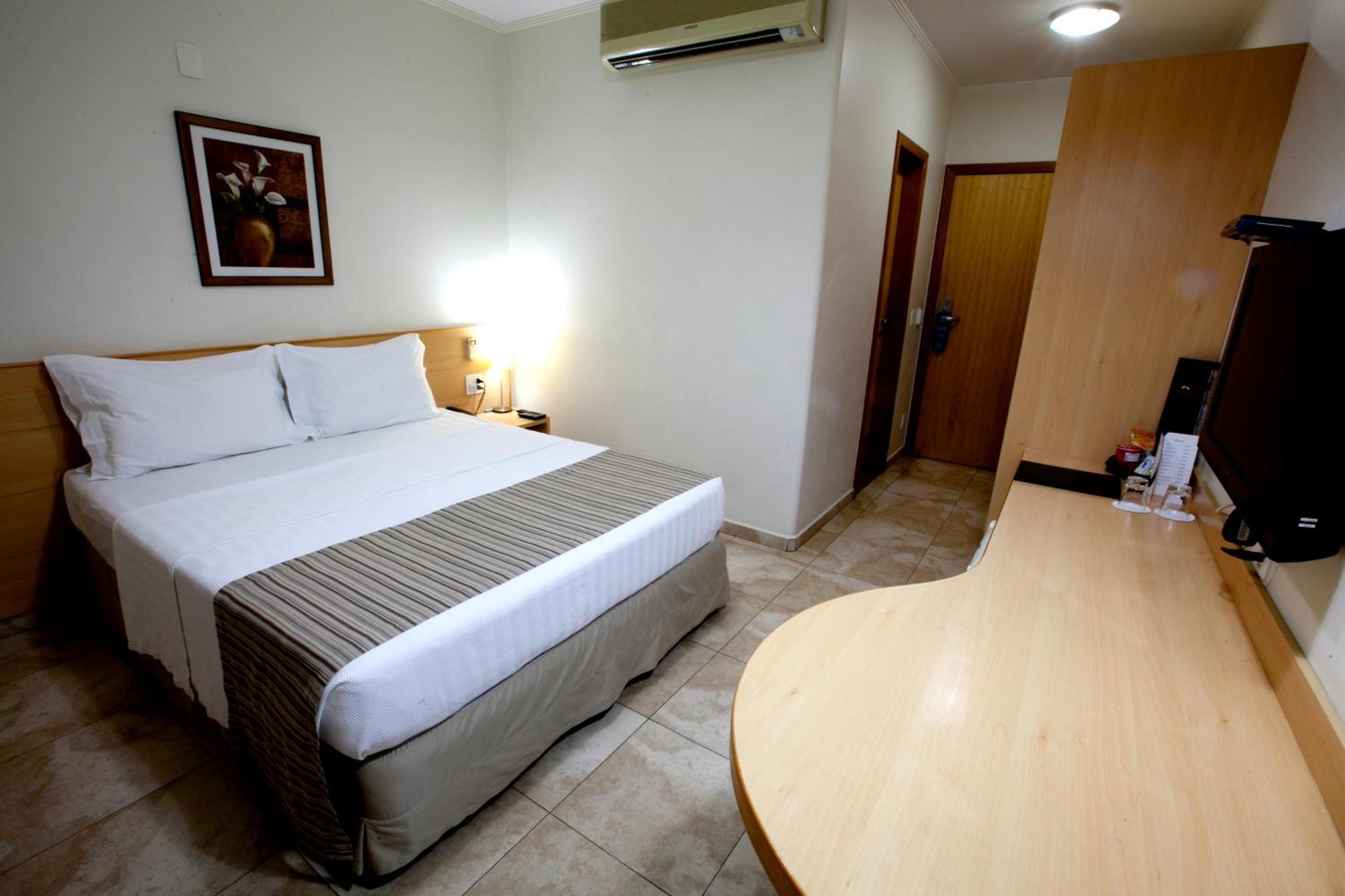 Oitis Hotel Goiânia Chambre photo