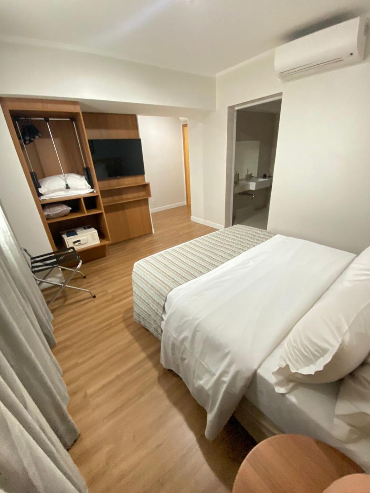 Oitis Hotel Goiânia Extérieur photo