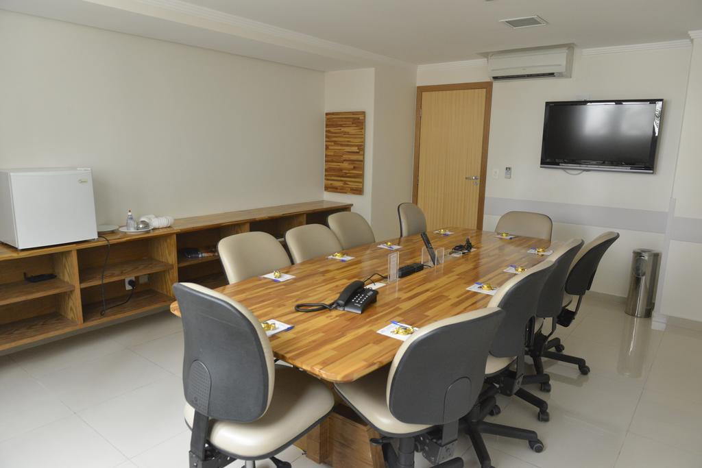 Oitis Hotel Goiânia Extérieur photo
