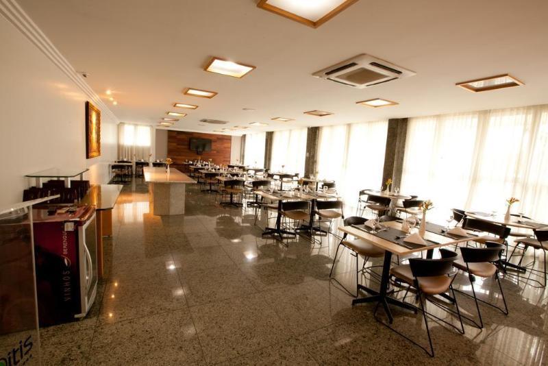 Oitis Hotel Goiânia Extérieur photo